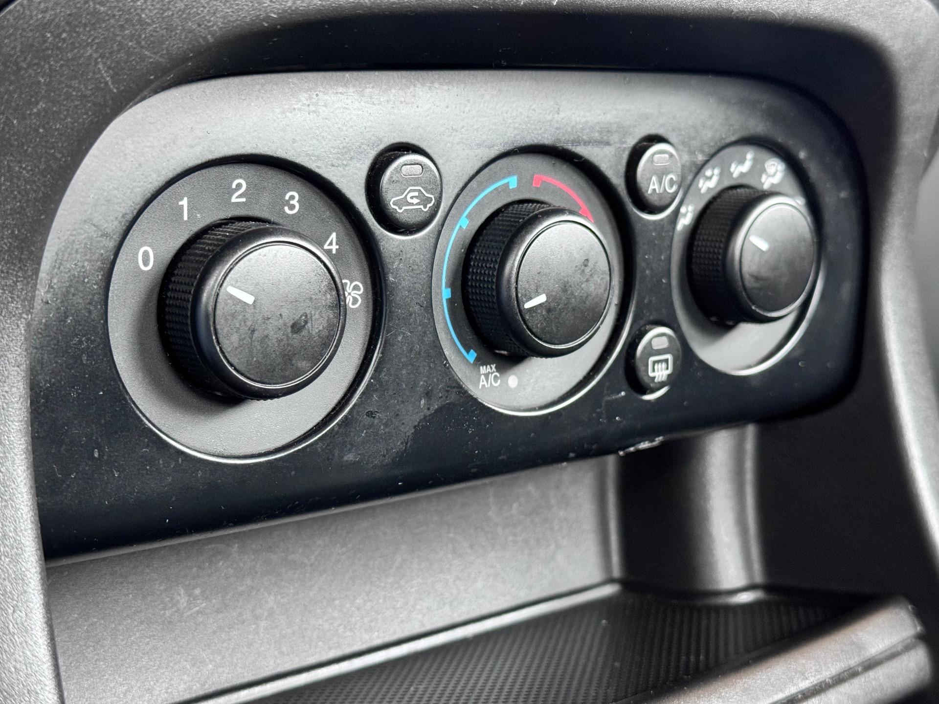 FORD Ka Hatch - Foto