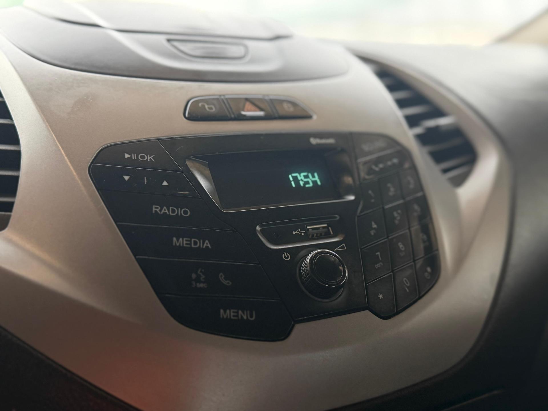 FORD Ka Hatch - Foto