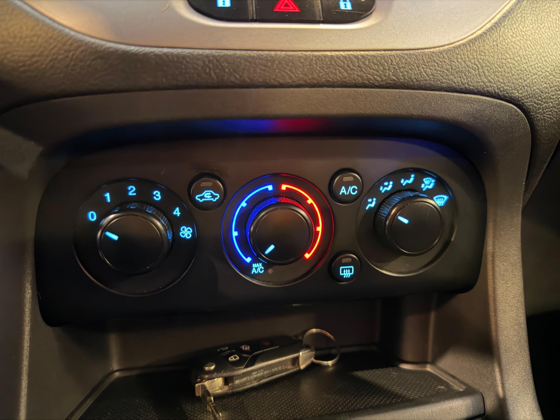 FORD Ka Hatch - Foto