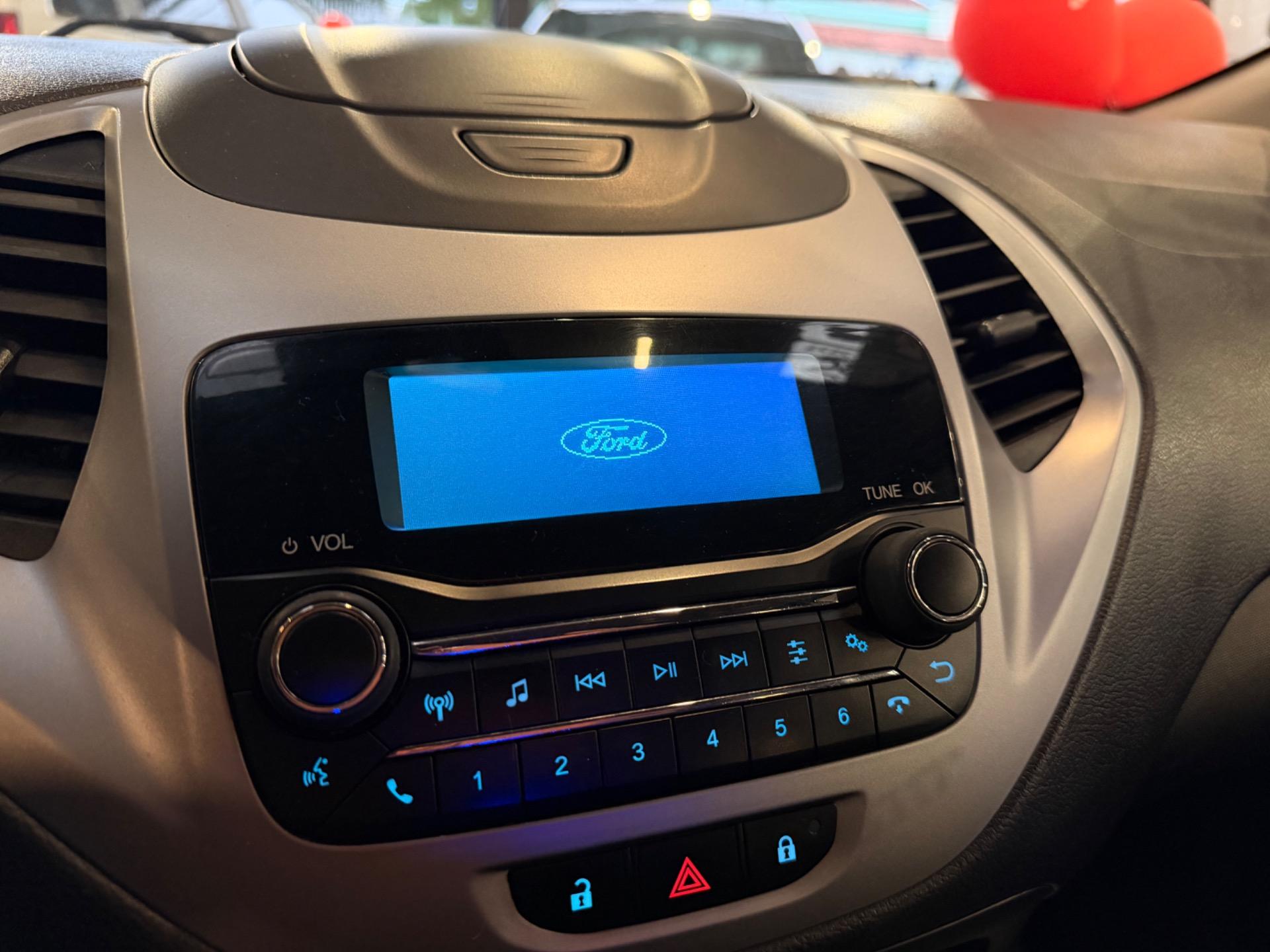 FORD Ka Hatch - Foto