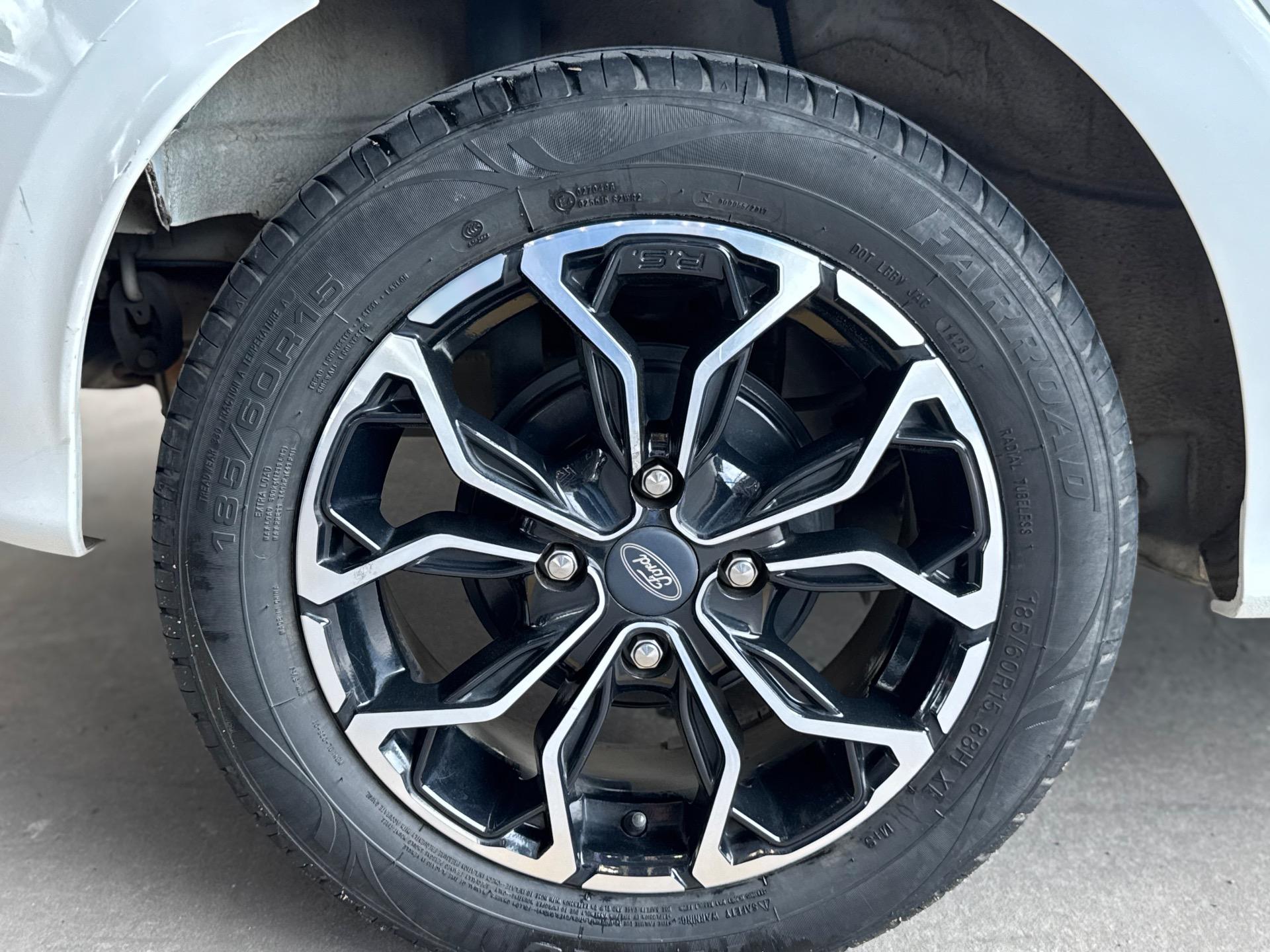 FORD Ka Hatch - Foto