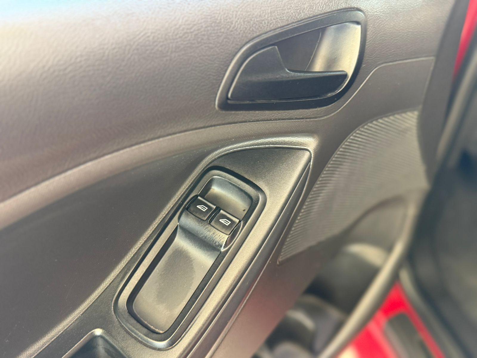 FORD Ka Hatch - Foto