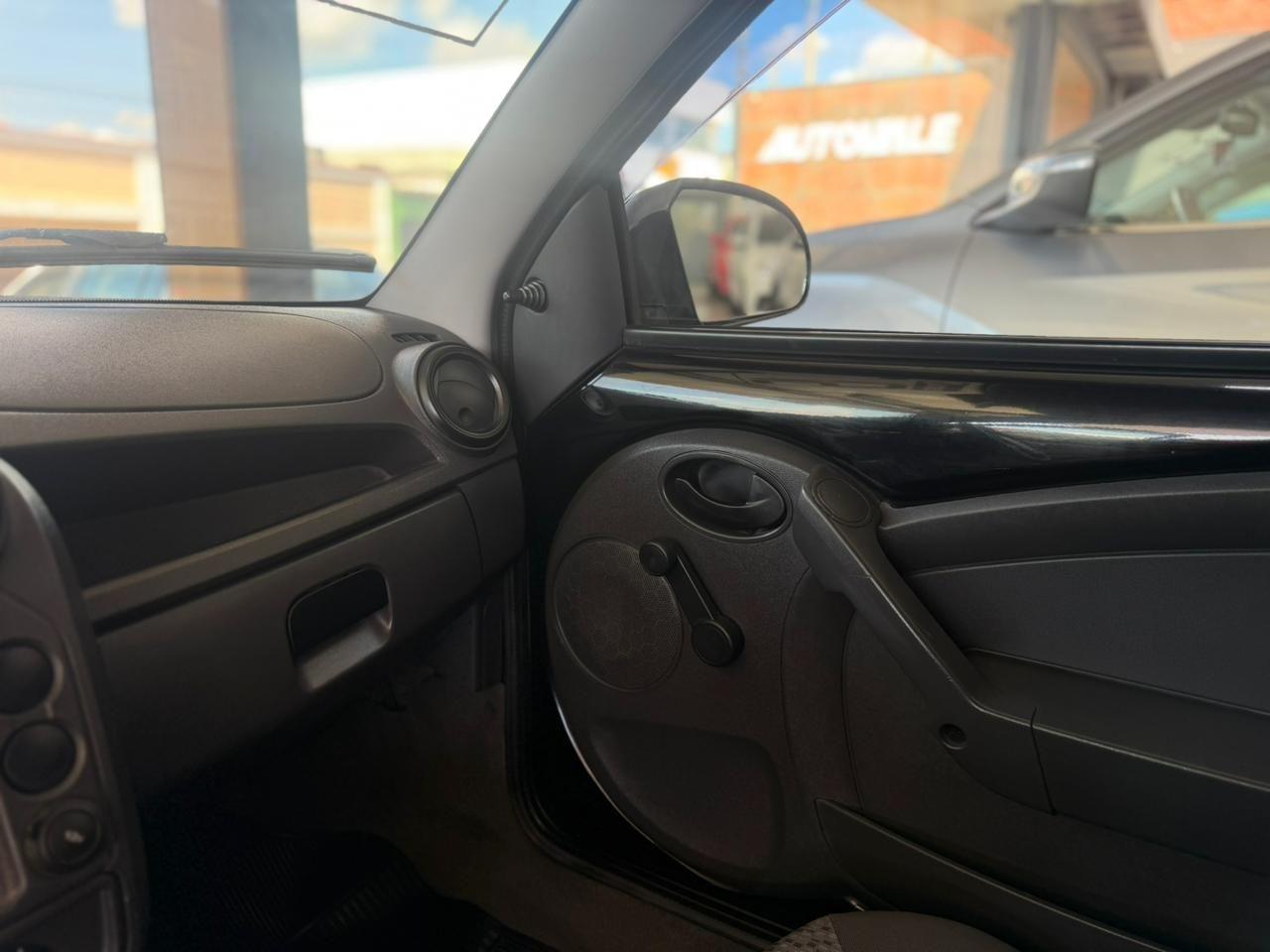 FORD Ka Hatch - Foto