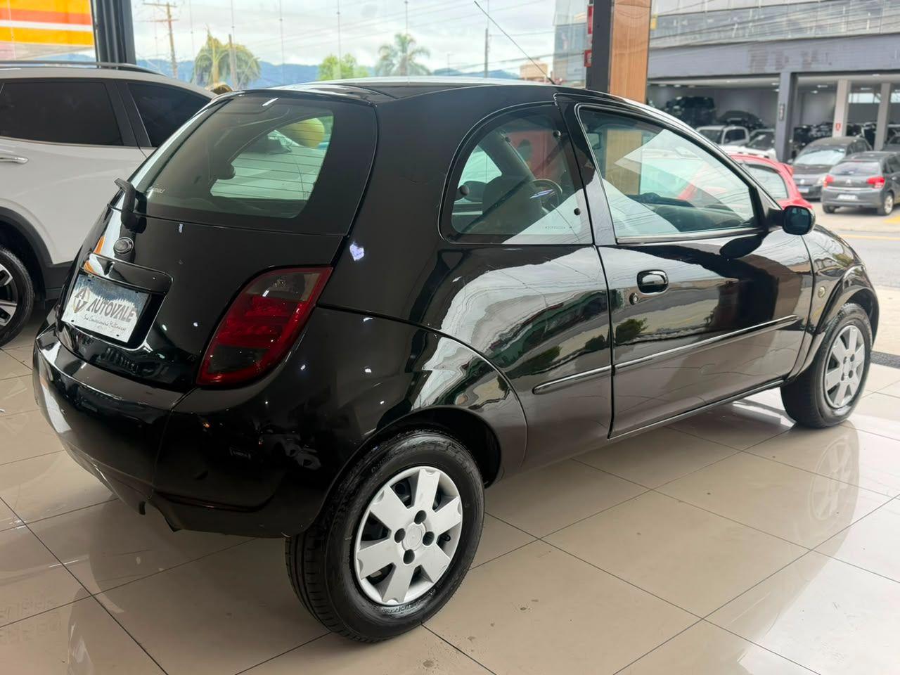 FORD Ka Hatch - Foto