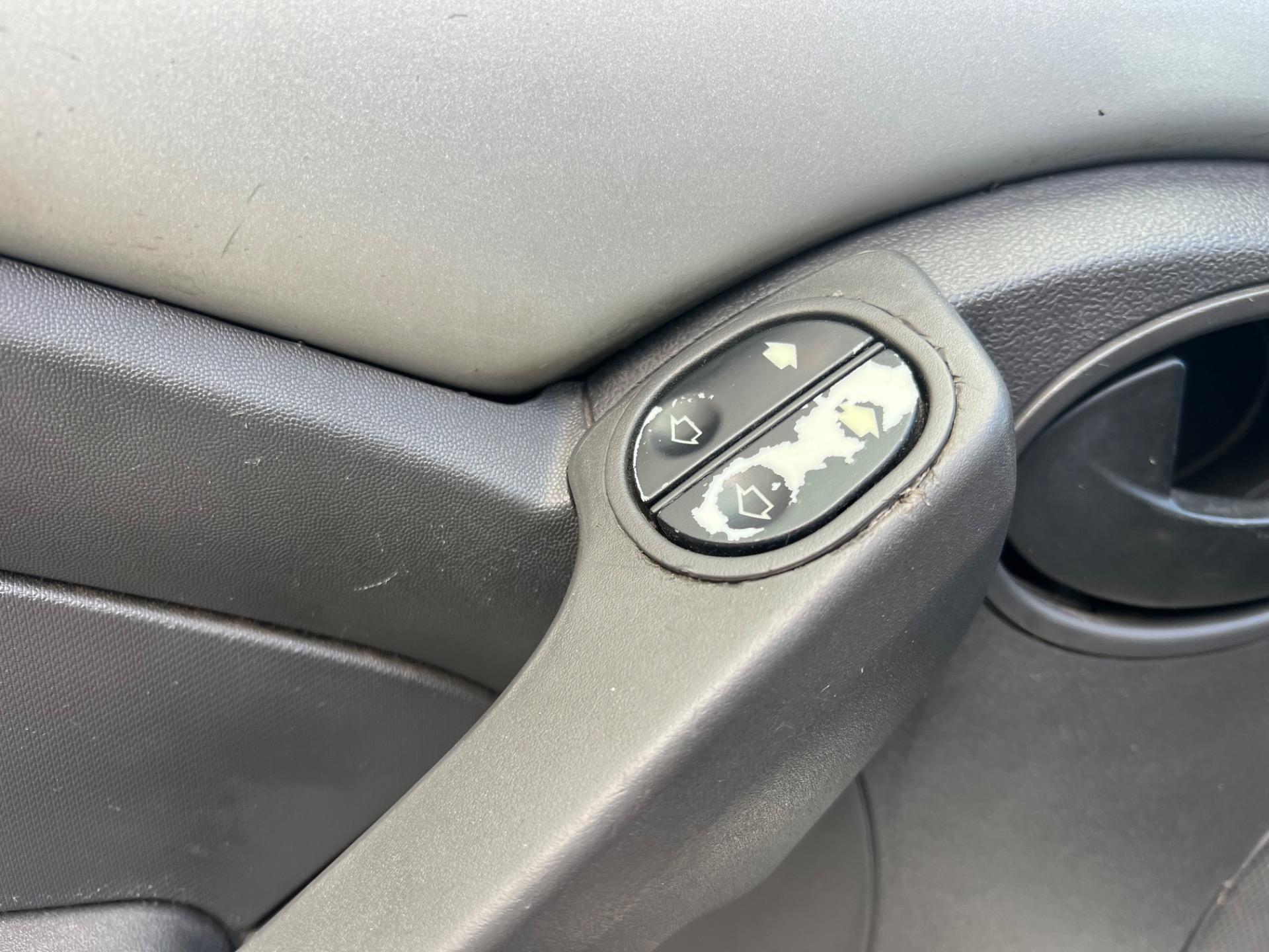 FORD Ka Hatch - Foto