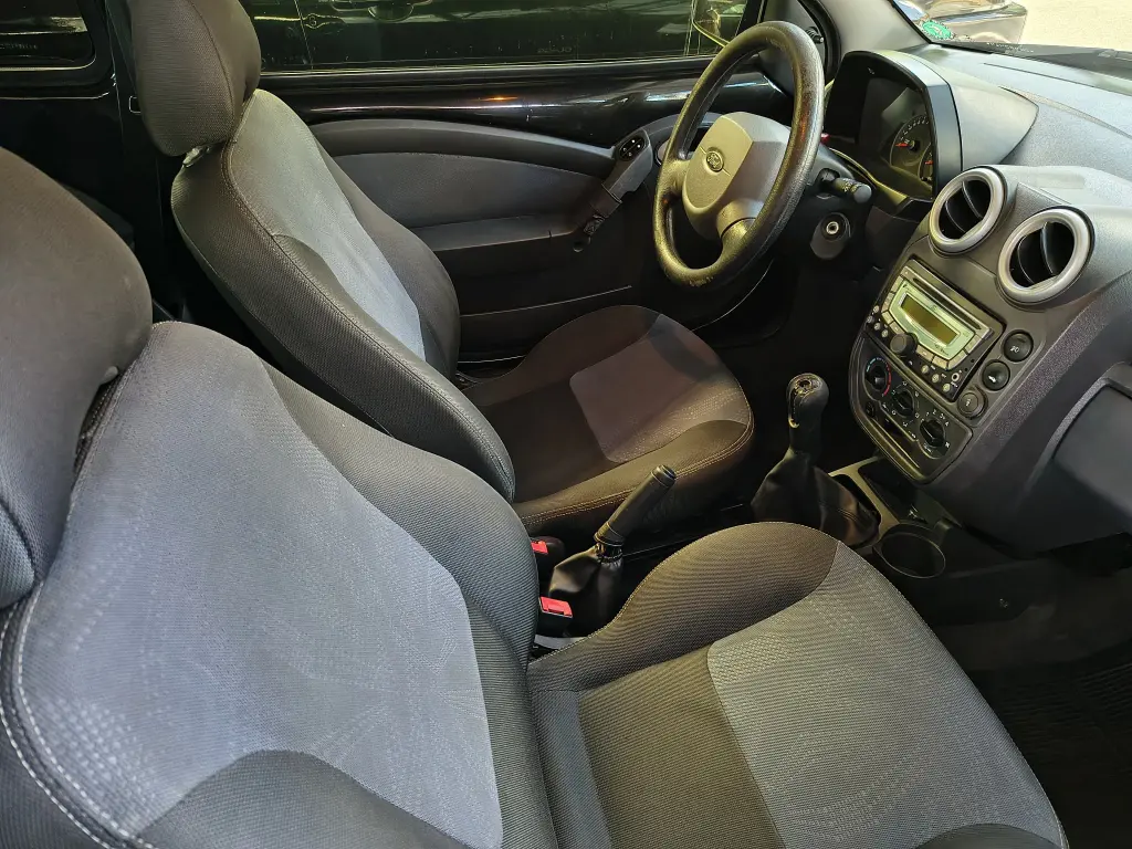 FORD Ka Hatch - Foto