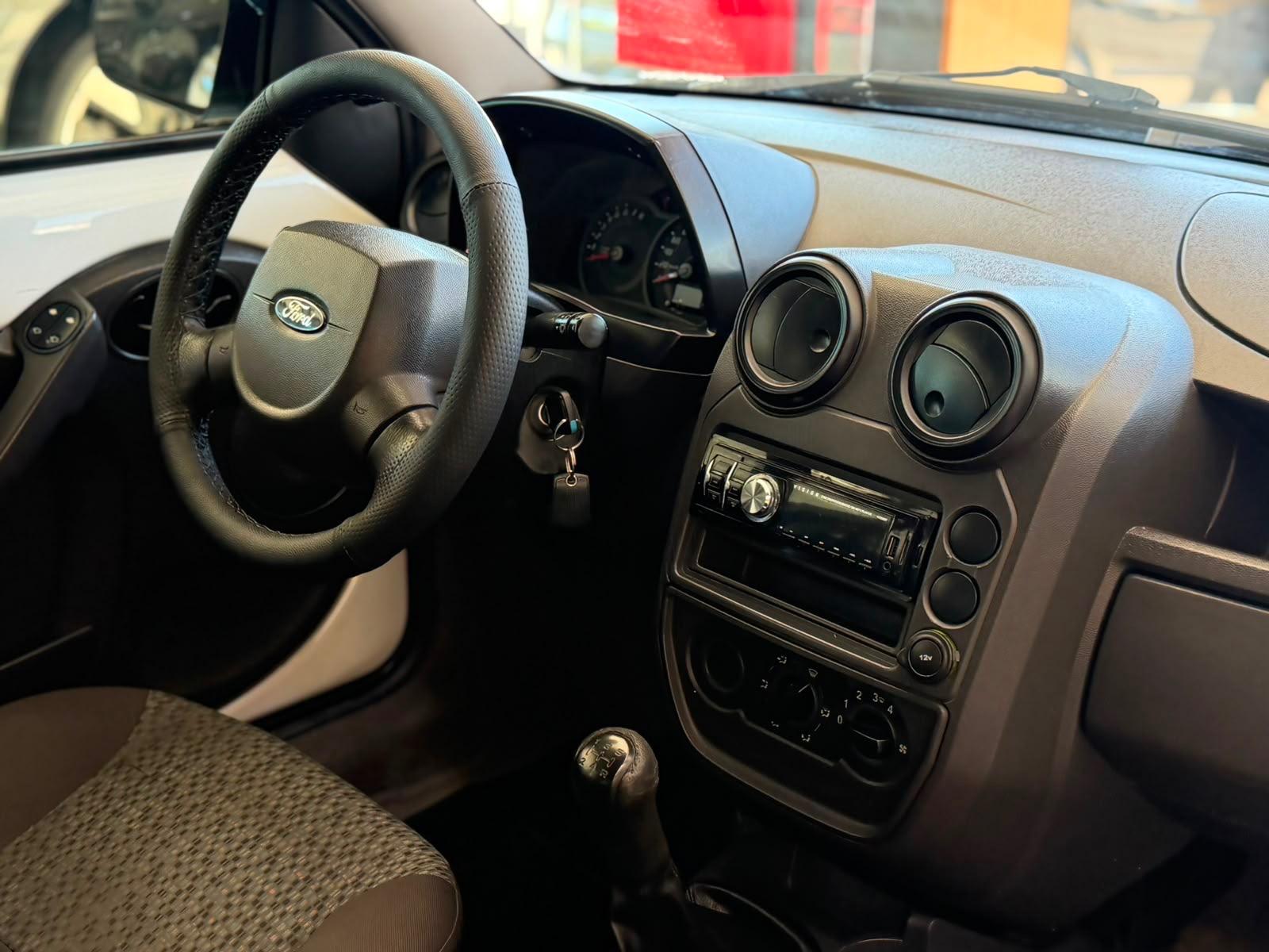 FORD Ka Hatch - Foto