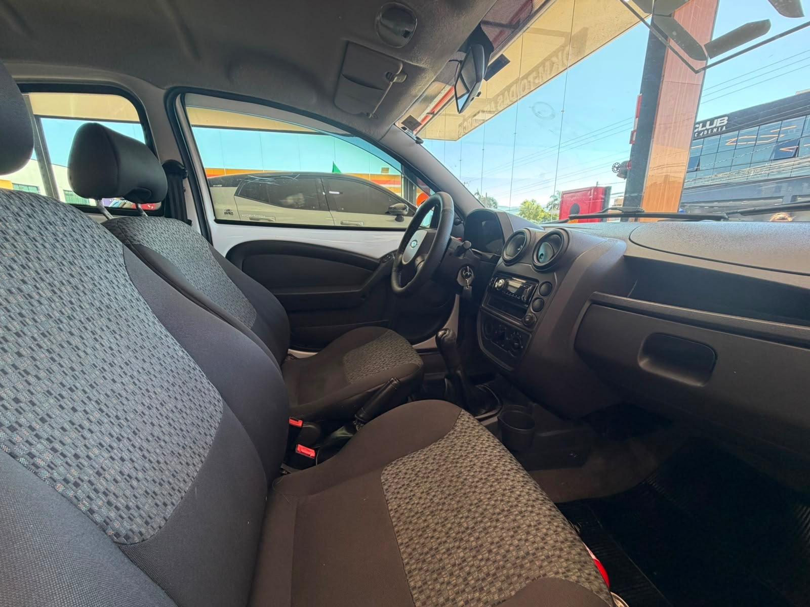 FORD Ka Hatch - Foto