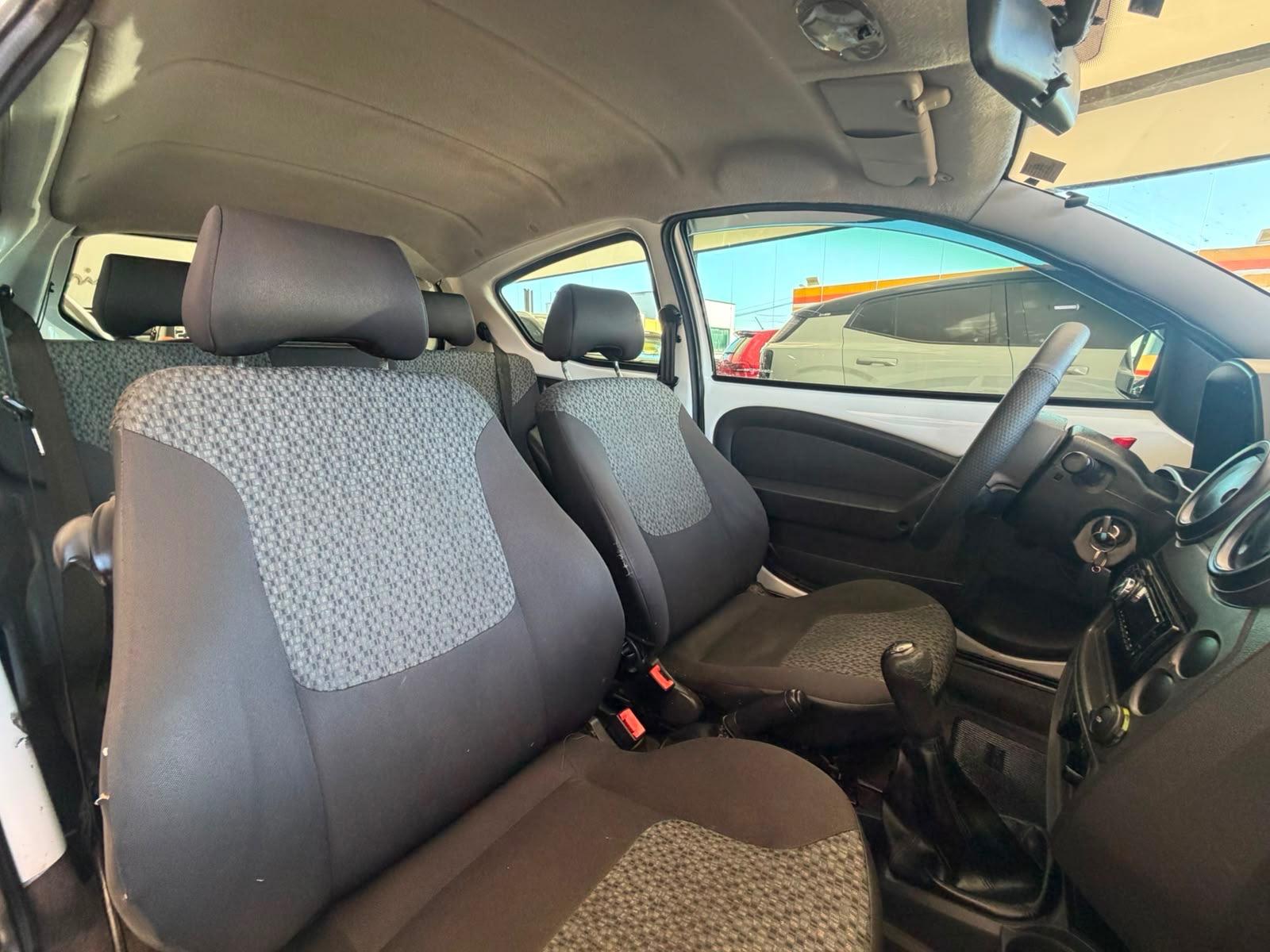 FORD Ka Hatch - Foto