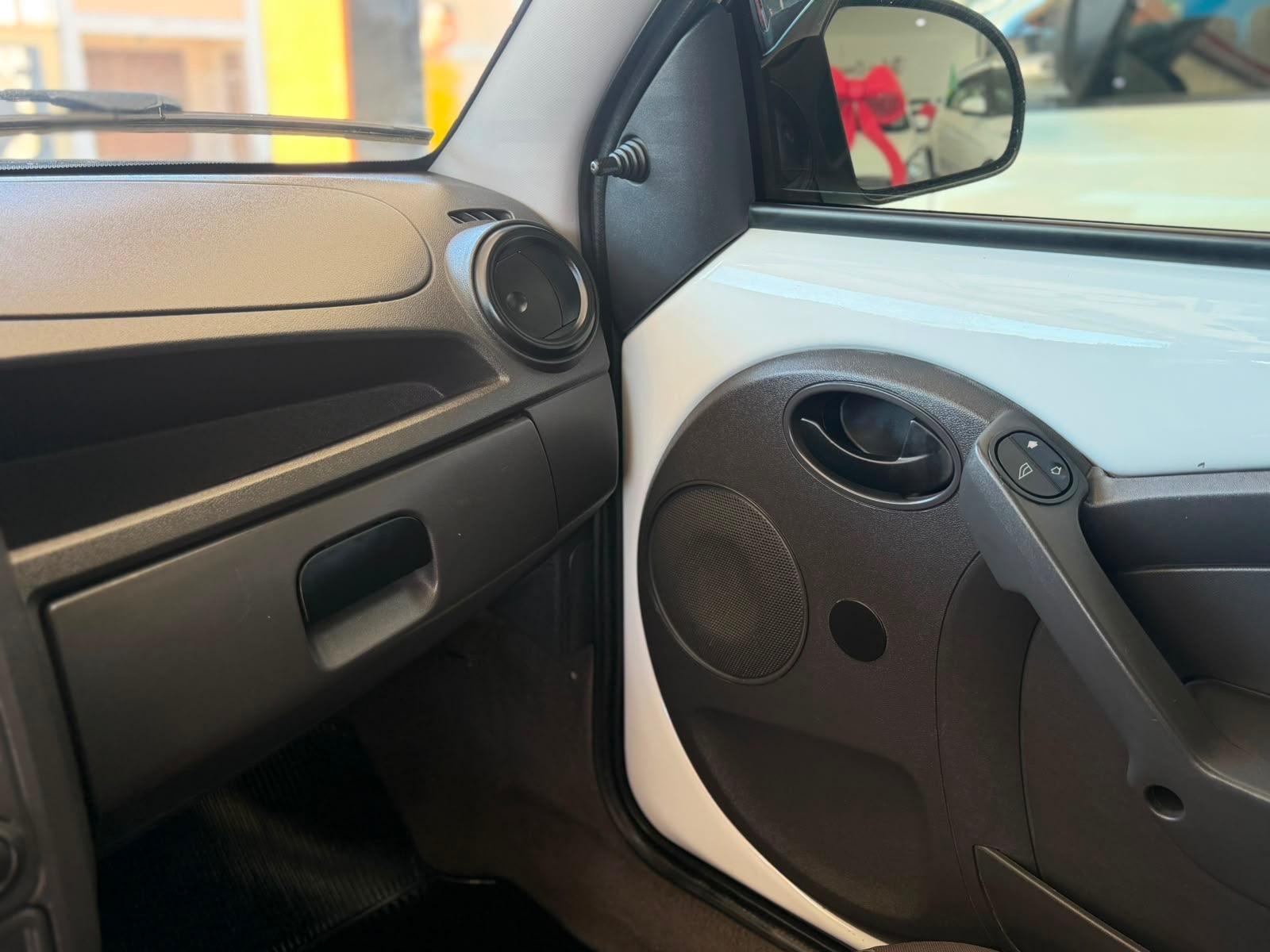FORD Ka Hatch - Foto