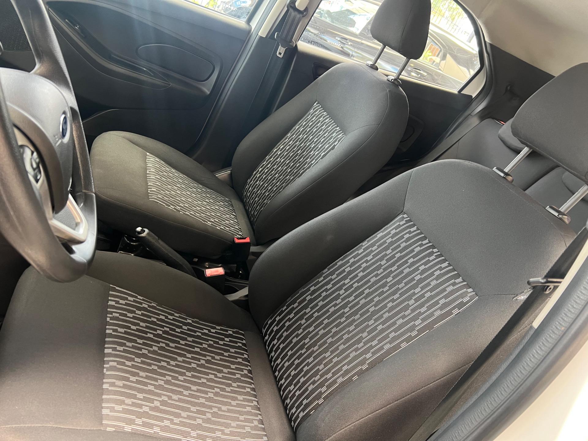 FORD Ka Hatch - Foto