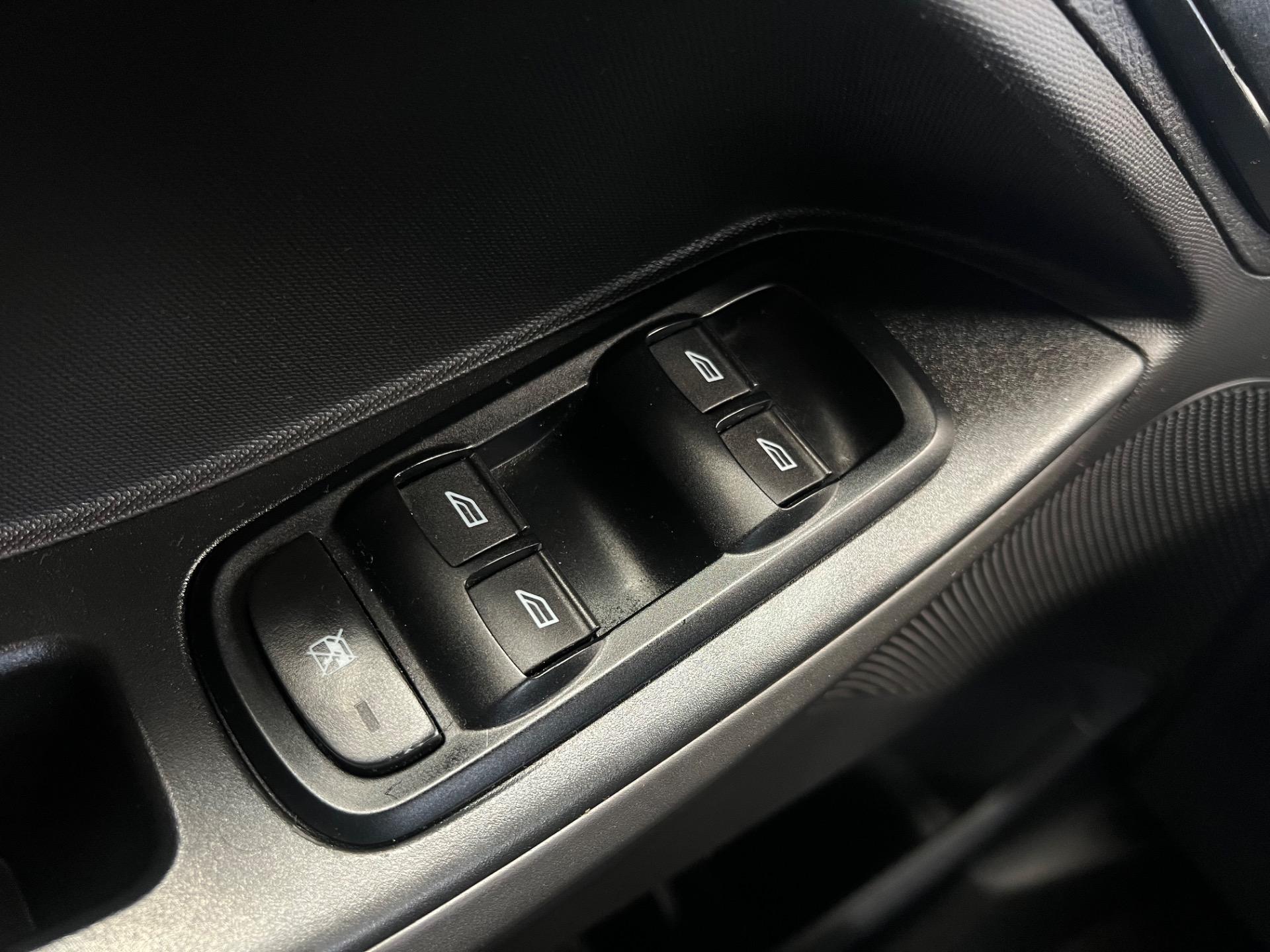 FORD Ka Hatch - Foto