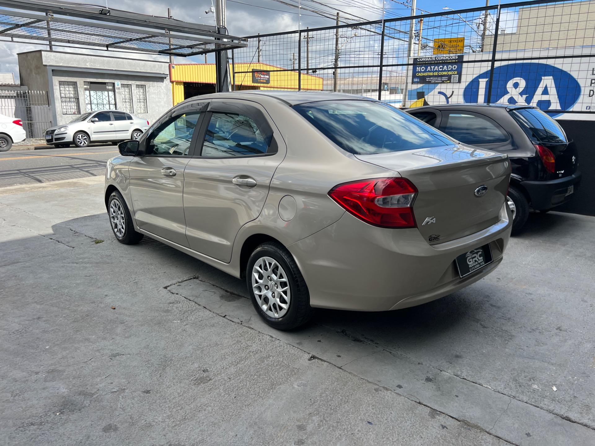 FORD Ka + Sedan - Foto