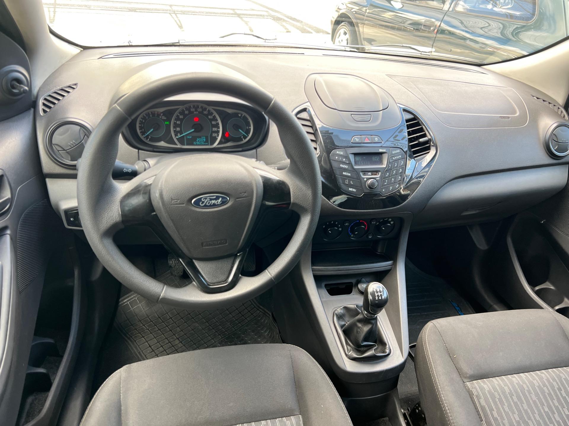 FORD Ka + Sedan - Foto