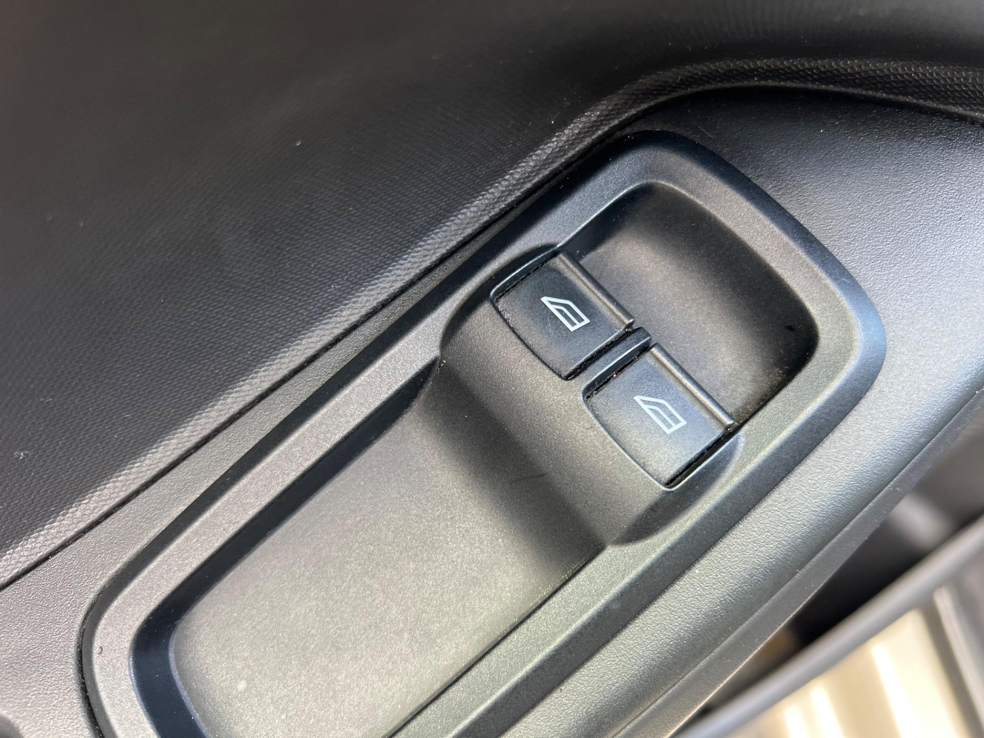 FORD Ka + Sedan - Foto