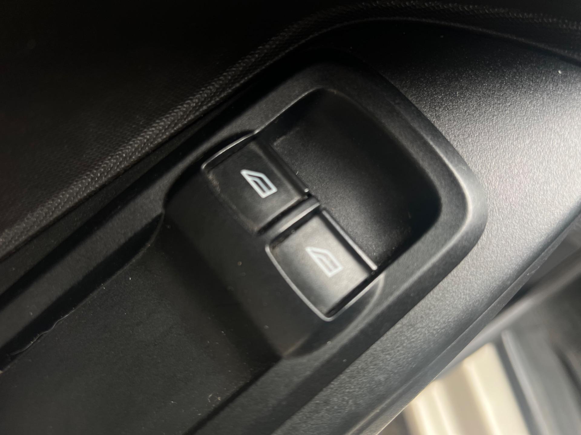 FORD Ka + Sedan - Foto