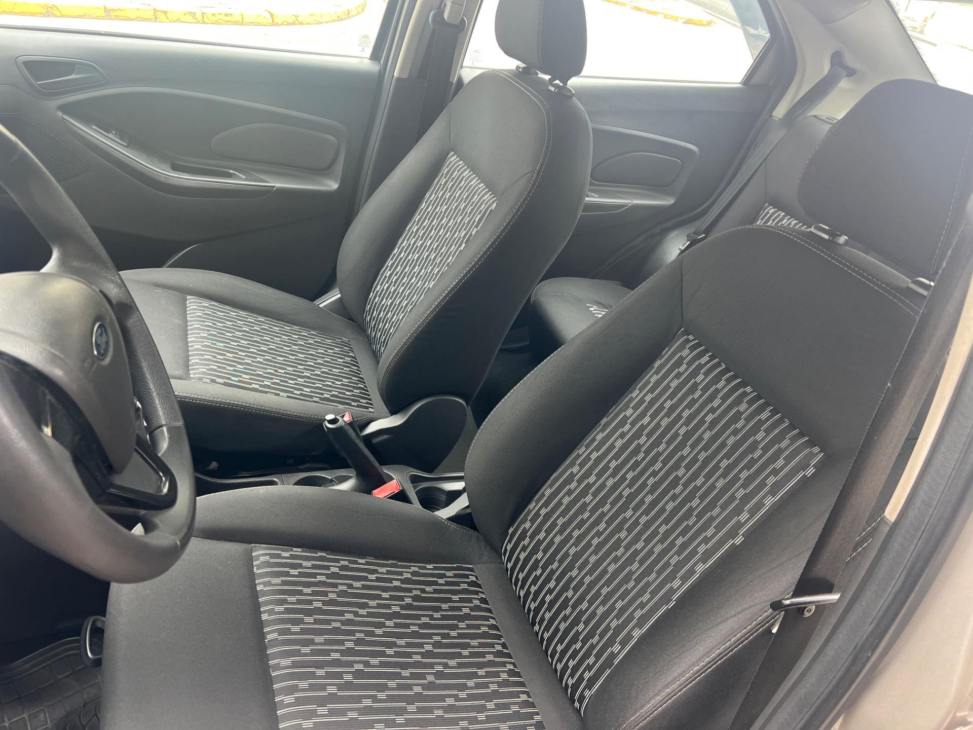 FORD Ka + Sedan - Foto