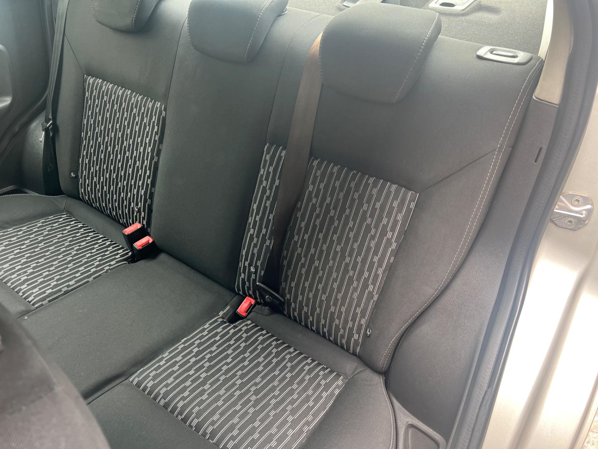 FORD Ka + Sedan - Foto