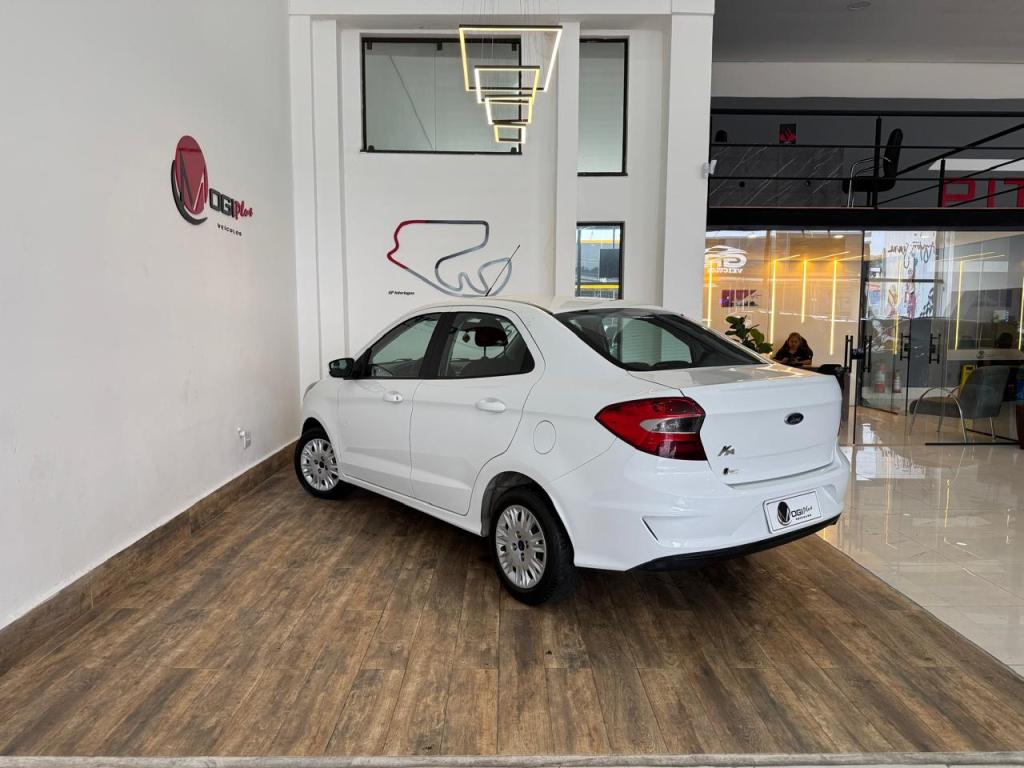 FORD Ka + Sedan - Foto