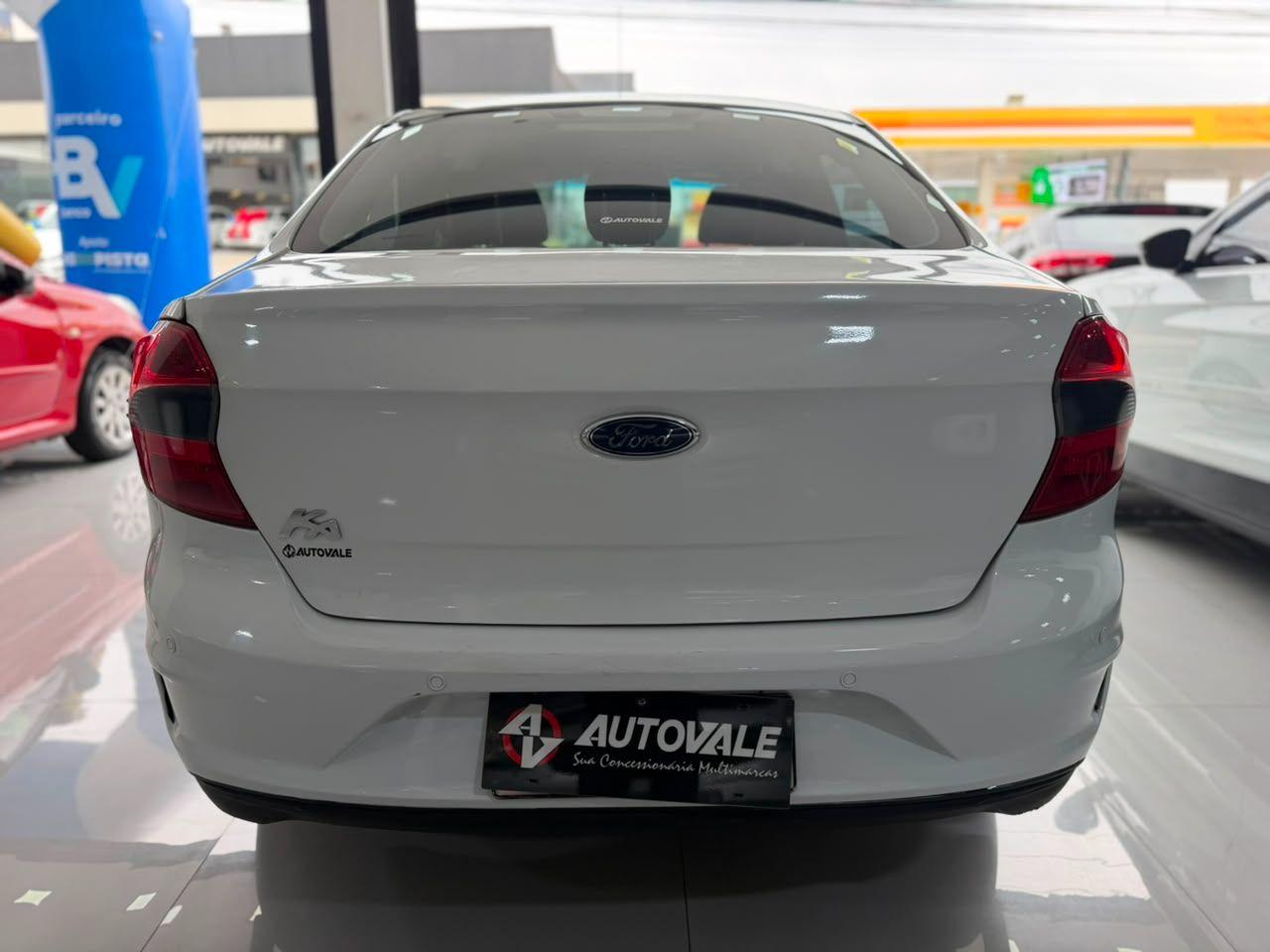 FORD Ka + Sedan - Foto