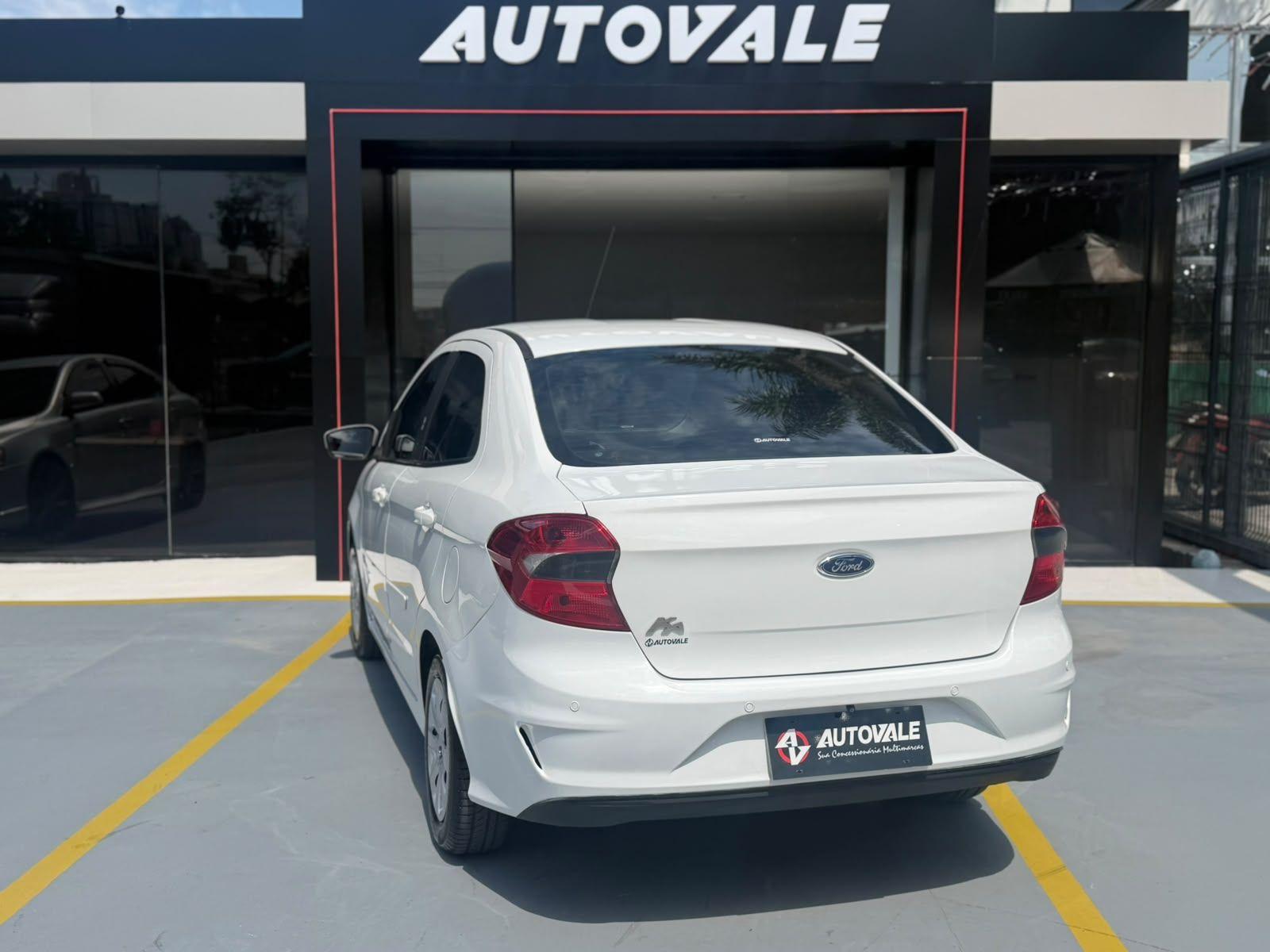 FORD Ka + Sedan - Foto