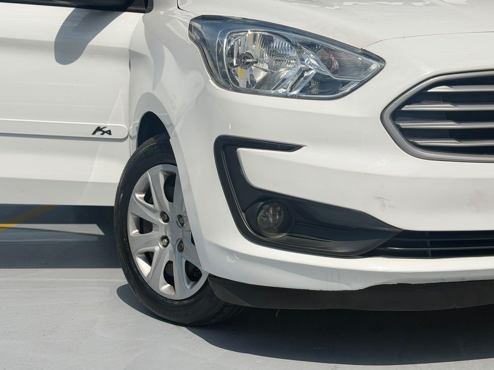 FORD Ka + Sedan - Foto