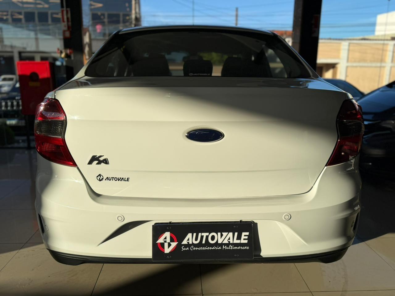 FORD Ka + Sedan - Foto