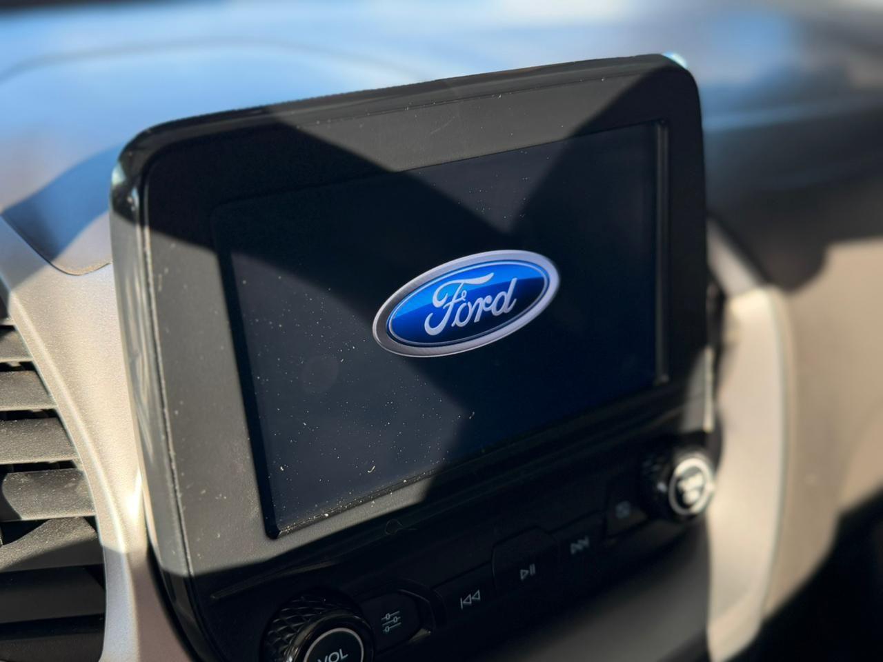 FORD Ka + Sedan - Foto