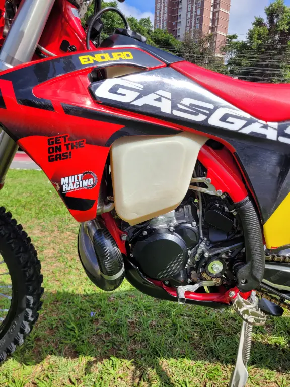 GÁS GÁS EC 300 - Foto