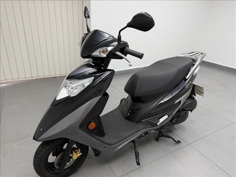 HAOJUE Lindy 125 - Foto