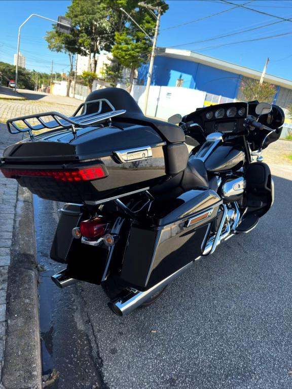 HARLEY DAVIDSON Electra Glide Ultra Limited - Foto