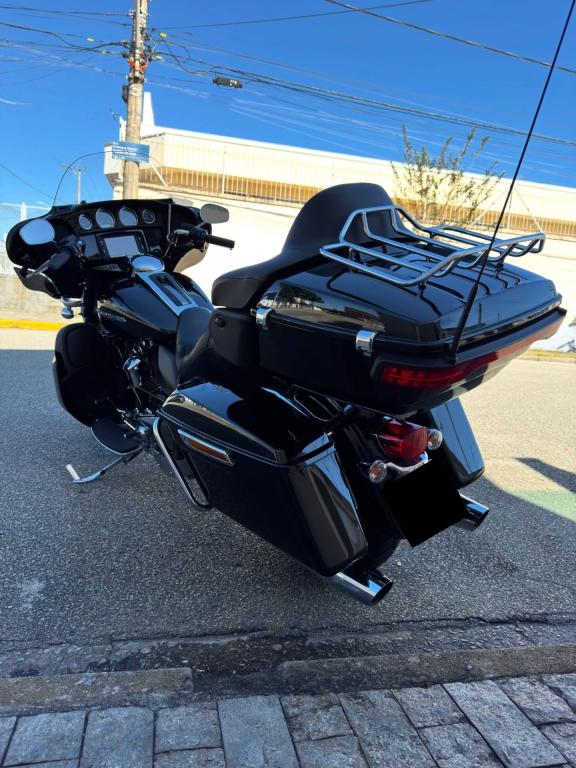 HARLEY DAVIDSON Electra Glide Ultra Limited - Foto