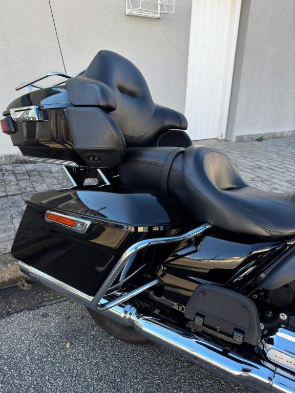 HARLEY DAVIDSON Electra Glide Ultra Limited - Foto