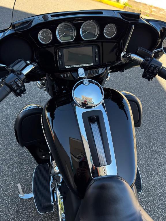 HARLEY DAVIDSON Electra Glide Ultra Limited - Foto