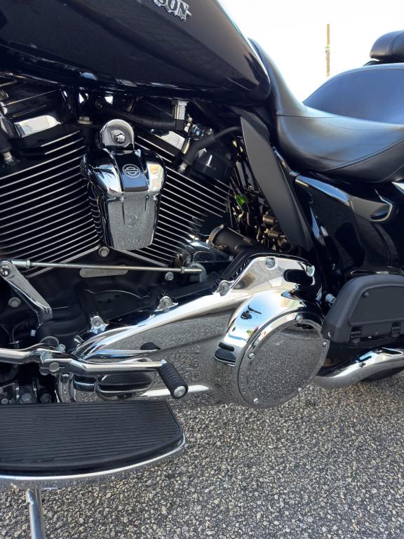 HARLEY DAVIDSON Electra Glide Ultra Limited - Foto