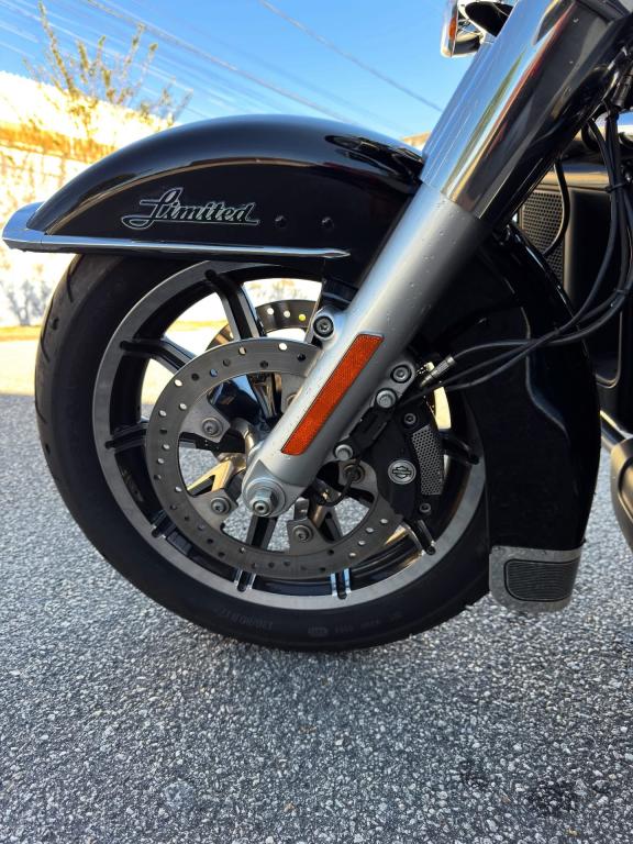 HARLEY DAVIDSON Electra Glide Ultra Limited - Foto