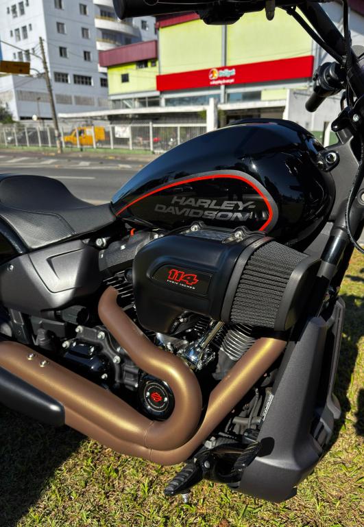 HARLEY DAVIDSON Softail FXDR 114 - Foto