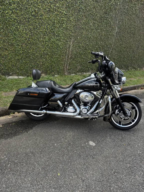HARLEY DAVIDSON Street Glide FLHX