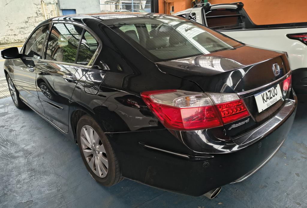 HONDA Accord - Foto