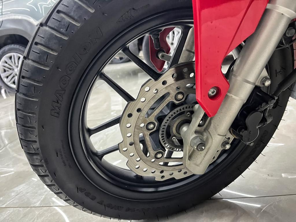 HONDA ADV 150 - Foto