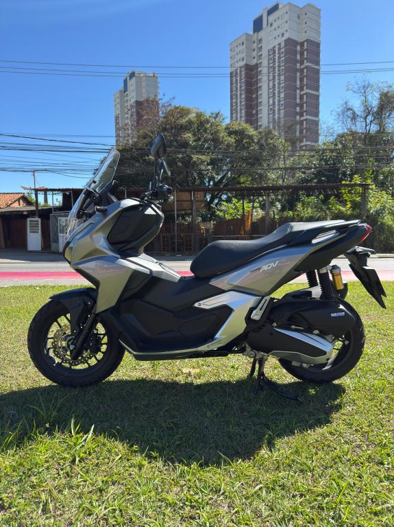 HONDA ADV 160 - Foto