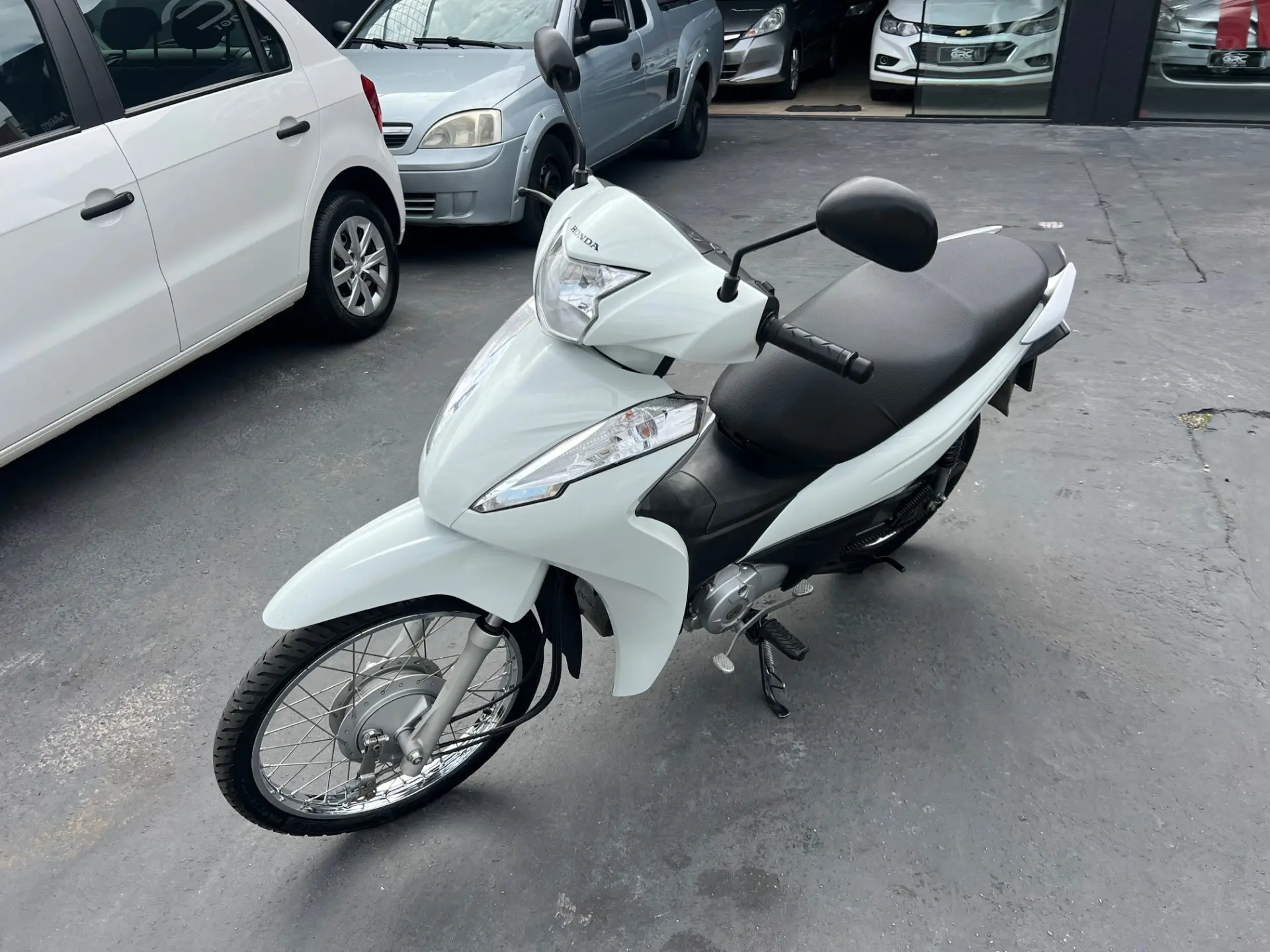 HONDA Biz 100 - Foto