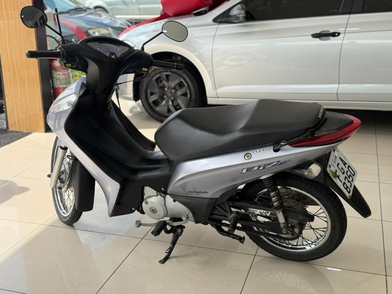 HONDA Biz 125 - Foto