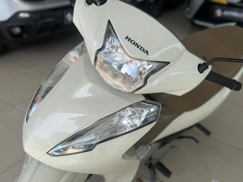 HONDA Biz 125 - Foto