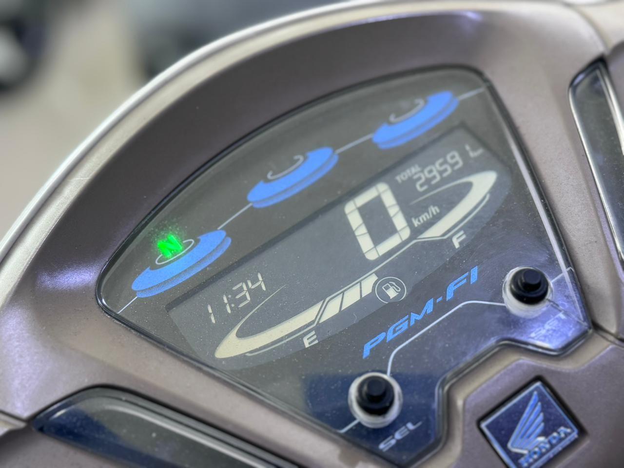 HONDA Biz 125 - Foto