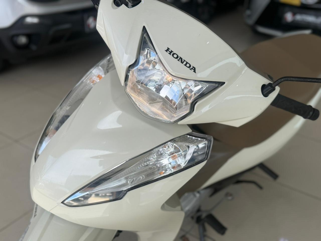 HONDA Biz 125 - Foto