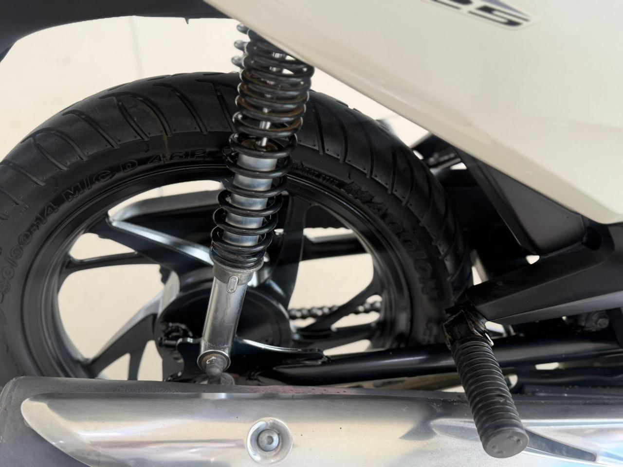 HONDA Biz 125 - Foto