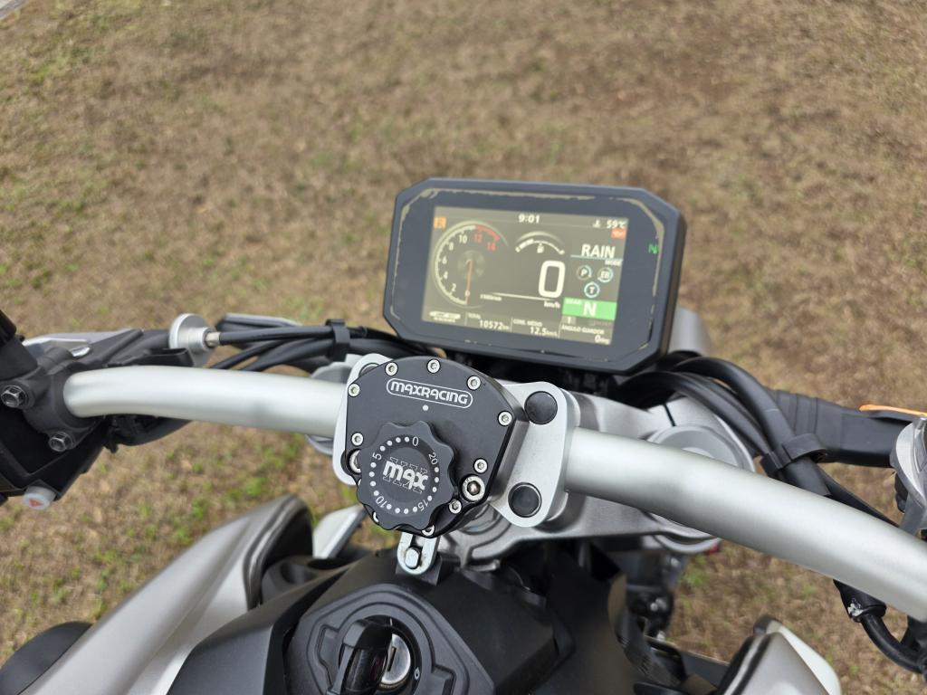 HONDA CB 1000 R - Foto