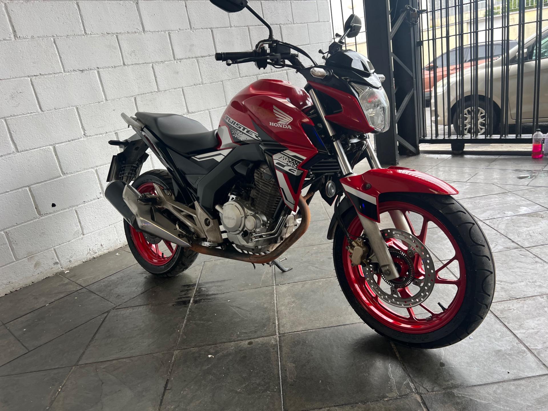 HONDA CB 250 F Twister - Foto