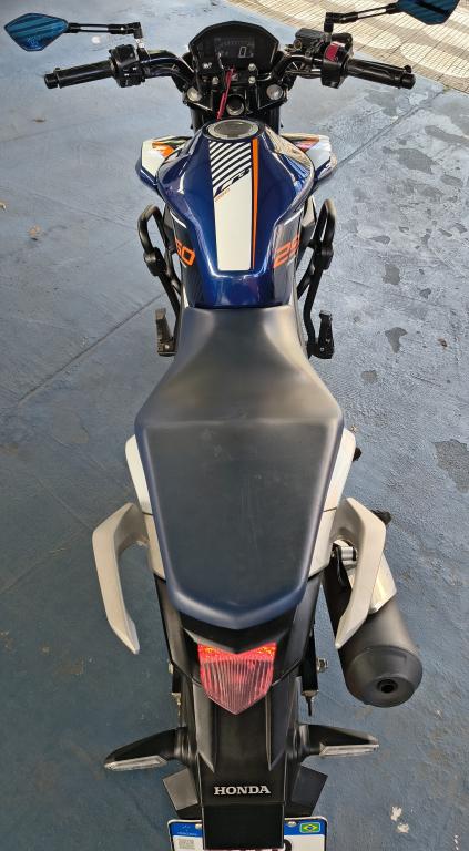 HONDA CB 250 F Twister - Foto